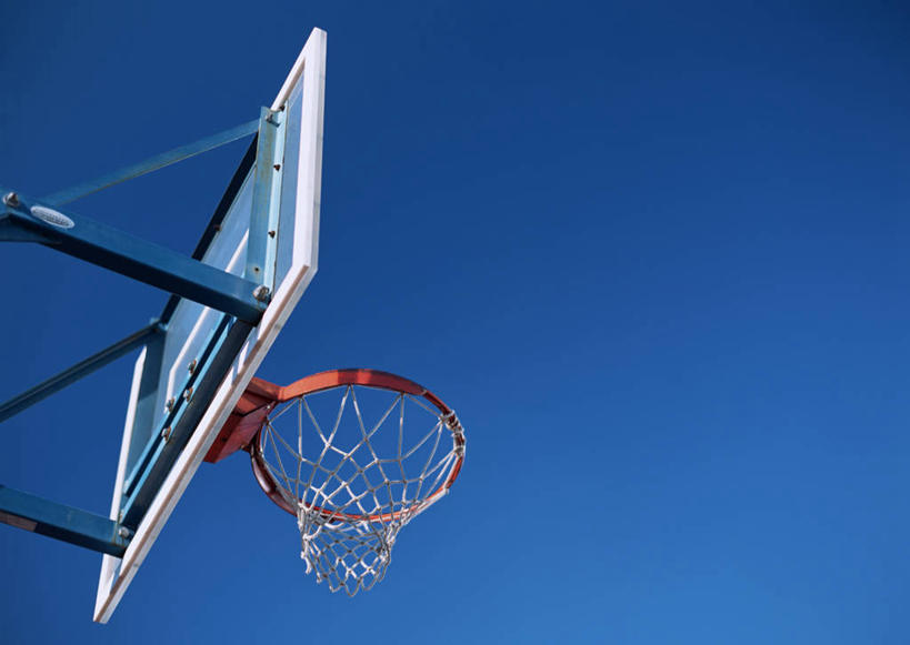 无人,横图,室外,白天,仰视,阴影,光线,篮球框,影子,一个,蓝色,蓝天,天空,阳光,天,篮球网,晴朗,单个,万里无云,篮球板,晴空,晴空万里,彩图,低角度拍摄