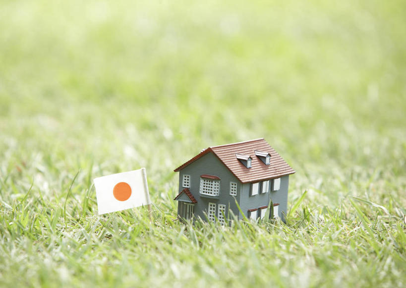 无人,家,横图,俯视,室外,特写,白天,草地,草坪,植物,别墅,旗帜,国旗,朦胧,模糊,立体,空间,日本国旗,房屋,屋子,公寓,洋房,楼房,住宅,草,绿色,模型,规划,直观,建筑模型,建筑设计,设计,旗,彩图,高角度拍摄,房子,日章旗