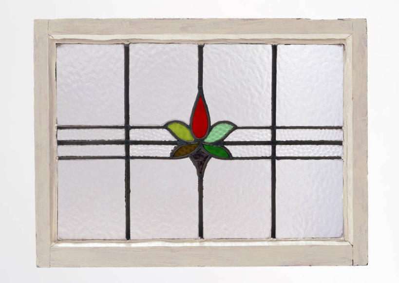 无人,横图,彩色,室内,特写,白天,白色背景,正面,窗户,静物,玻璃,关闭,花纹,装饰,木制,玻璃窗,玻璃制品,木制品,摄影,影棚,华丽,修饰,点缀,封闭,衬托,美观,雅致,雅观,一扇,彩绘玻璃,彩色玻璃,教堂玻璃,艺术玻璃,彩图,影棚拍摄,拍摄