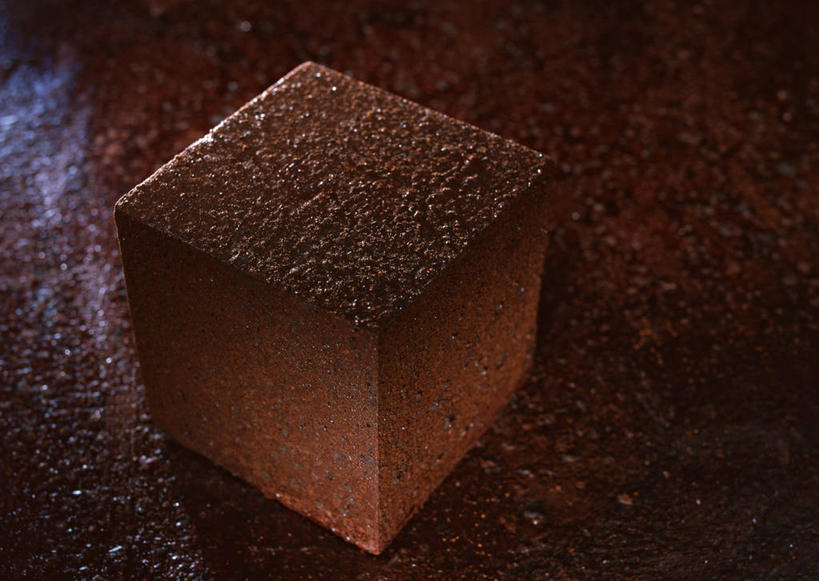 无人,横图,俯视,室内,特写,白天,静物,阴影,生锈,反射,方块,图形,影子,褐色,一个,单个,腐蚀,侵蚀,腐化,锈迹斑斑,彩图,高角度拍摄