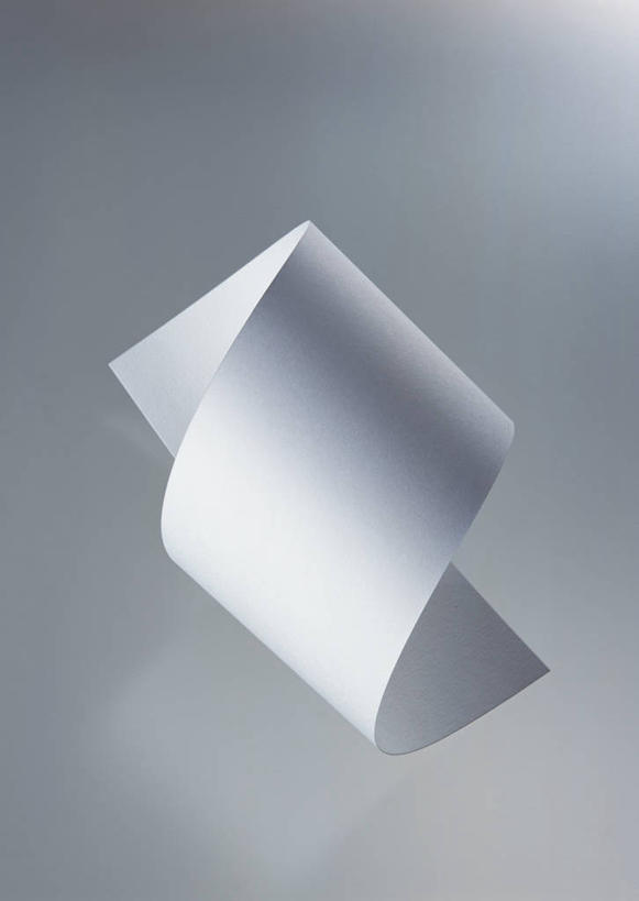 无人,竖图,室内,特写,白天,正面,静物,阴影,灰色背景,反射,纹路,纹理,影子,纸,复印纸,纸张,摄影,影棚,肌理,螺旋状,彩图,影棚拍摄,螺旋形,螺旋形状,螺旋型,拍摄