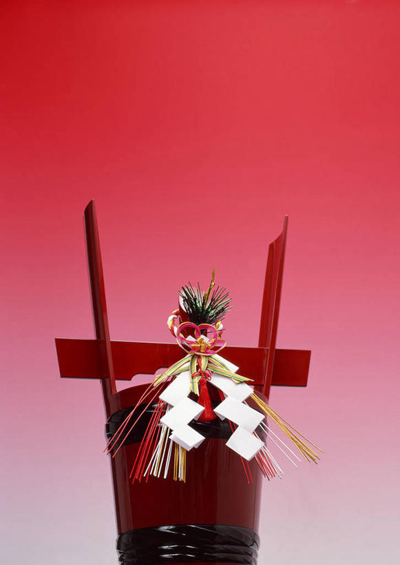 无人,竖图,室内,特写,白天,正面,农作物,小麦,阴影,红色背景,艺术,反射,木桶,桶,影子,手工艺品,谷物,艺术品,文化,一个,容器,纸片,工艺品,摄影,麦子,影棚,单个,储藏,高雅,储存,自信心,品位,花纸绳,日本水引,日本水引绣,水引绣,彩图,影棚拍摄,拍摄,贮存