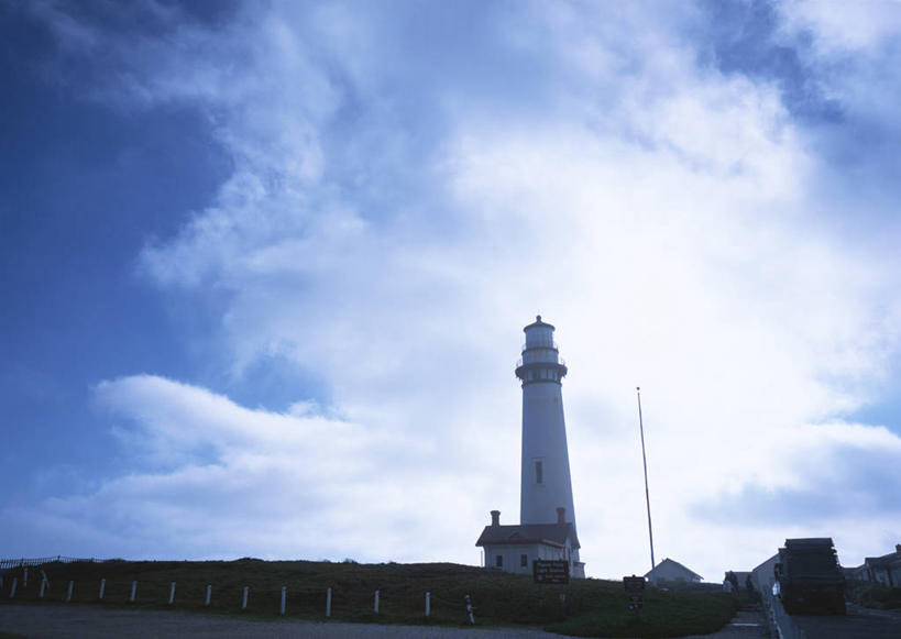 无人,天文台,横图,室外,白天,仰视,旅游,度假,实验,美景,道路,美国,阴影,研究,光线,科学,信息,影子,景观,云,云朵,灯塔,交通,云彩,方向,娱乐,蓝色,白云,蓝天,天空,阳光,自然,天,享受,休闲,景色,放松,晴朗,引导,指引,科研,北美,北美洲,加利福尼亚,天文,自然风光,美洲,检验,加州,加利福尼亚州,金州,黄金州,北亚美利加洲,亚美利加洲,航标,观测,观象台,山岳台,晴空,彩图,低角度拍摄,导航