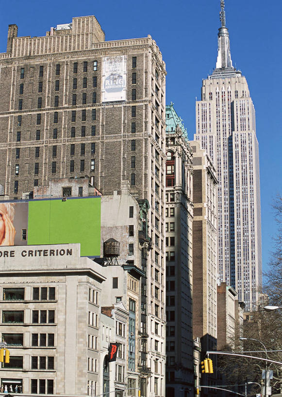 无人,高楼大厦,竖图,室外,白天,仰视,旅游,度假,安全,标志建筑,城市,大厦,地标,建筑,摩天大楼,纽约,美国,阴影,光线,影子,红绿灯,建筑群,曼哈顿,信号灯,交通,娱乐,建设,蓝色,蓝天,天空,阳光,天,享受,休闲,旅游胜地,放松,警示,晴朗,北美,北美洲,提示,美洲,流通,第五大道,帝国大厦,交通信号灯,纽约州,万里无云,帝国之州,帝国州,行人信号灯,北亚美利加洲,亚美利加洲,纽约第五街,晴空,晴空万里,彩图,低角度拍摄,大楼,高层建筑,高楼,摩天楼,曼哈顿岛