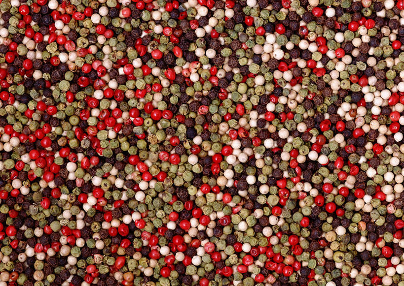 无人,横图,俯视,彩色,室内,特写,白天,一堆,许多,阴影,堆叠,堆积,反射,影子,调料,调味,香料,佐料,黑胡椒,调味品,调味料,堆,五颜六色,色彩斑斓,白胡椒,绿胡椒,配料,五彩缤纷,作料,五彩斑斓,五光十色,红胡椒,胡椒,彩图,高角度拍摄