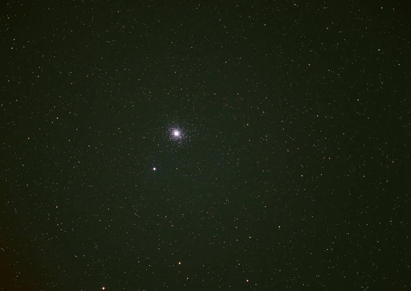 无人,横图,室外,夜晚,正面,探险,神秘,宇宙,极光,星空,夜景,科学,太空,星球,星星,星云,辉煌,浪漫,美丽,自然,灿烂,探索,球状星团,星团,星系,气象,发现,华丽,恒星,天体,美好,神奇,星体,天文学,外太空,绚烂,光耀,极光带,极光弧,极光幔,极光芒,极光片,星群,星夜,夜空,彩图,巨蛇座球状星团M5