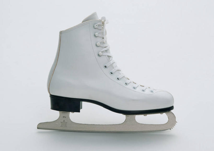 无人,横图,室内,特写,白天,白色背景,正面,锻炼,快乐,比赛,运动,竞争,静物,阴影,反射,影子,溜冰鞋,娱乐,一个,休闲,轮滑鞋,摄影,影棚,单个,体育运动,滑冰鞋,体育,花样溜冰,溜冰,轮滑,彩图,影棚拍摄,健身,拍摄