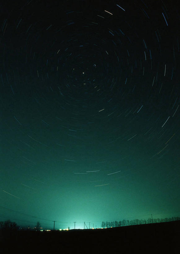 无人,竖图,室外,夜晚,正面,探险,神秘,宇宙,极光,流星,美景,星空,夜景,科学,太空,星球,景观,星云,背光,辉煌,浪漫,美丽,文化,自然,祈祷,灿烂,景色,探索,许愿,北极星,星系,星座,气象,发现,华丽,祈求,天体,美好,天文,神奇,逆光,星体,天文学,外太空,绚烂,光耀,极光带,极光弧,极光幔,极光芒,极光片,流星雨,星夜,夜空,彩图,北辰,勾陈一,小熊座α星,紫微垣