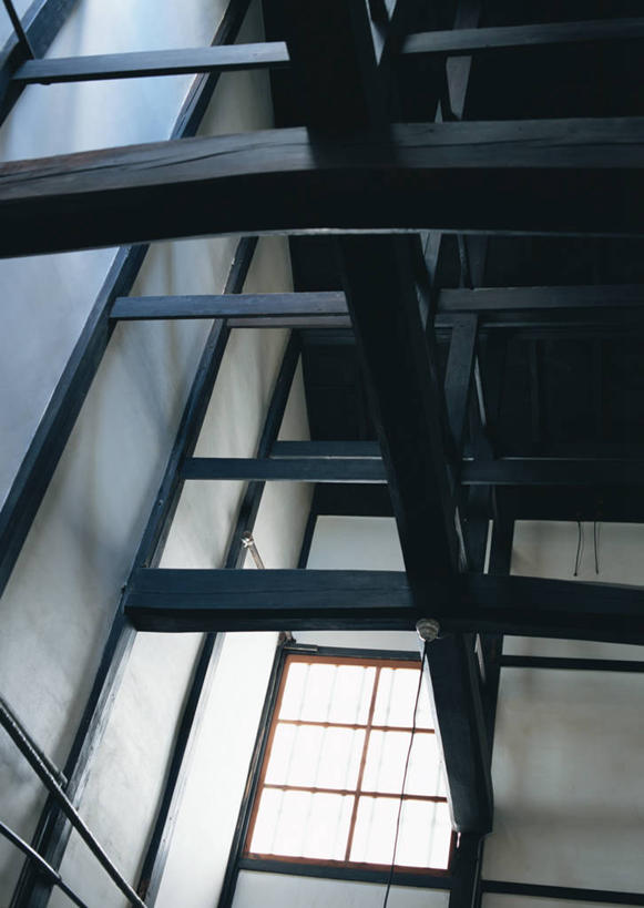 无人,家,竖图,室内,白天,仰视,窗户,房间,家具,门,拉门,日本文化,屋子,和室,古典,文化,移门,楼房,玻璃窗,住宅,日式,障子,纸门,拉窗,纸拉窗,纸拉门,彩图,低角度拍摄,房子,传统文化