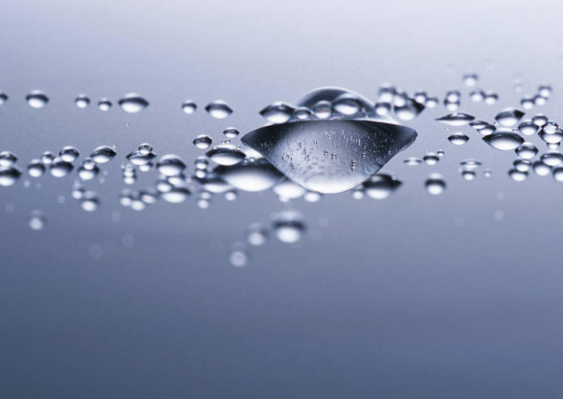 无人,横图,俯视,室内,特写,白天,水,阴影,波纹,飞溅,灰色背景,溅,透明,反射,液体,影子,气泡,水滴,涟漪,漩涡,水泡,水珠,水纹,泡泡,波浪,摄影,影棚,圆弧,喷洒,水晕,通明,彩图,高角度拍摄,影棚拍摄,拍摄