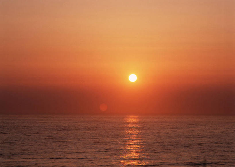 无人,横图,室外,白天,正面,旅游,度假,海浪,海洋,美景,日落,北海道,日本,亚洲,阴影,光线,影子,景观,浪花,水平线,晚霞,霞光,落日,辽阔,海平线,背光,娱乐,倒影,阳光,自然,海水,黄昏,享受,休闲,广阔,景色,彩霞,放松,一望无际,倒映,自然风光,逆光,海景,东亚,日本国,北海道地方,北海道岛,无边无际,一马平川,夕照,反照,薄暮,大海,风浪,海,海水的波动,近岸浪,涌浪,夕阳,彩图,傍晚,鄂霍次克综合振兴局,水天相接,水天一线,斜阳,道东,网走,网走市,网走支厅