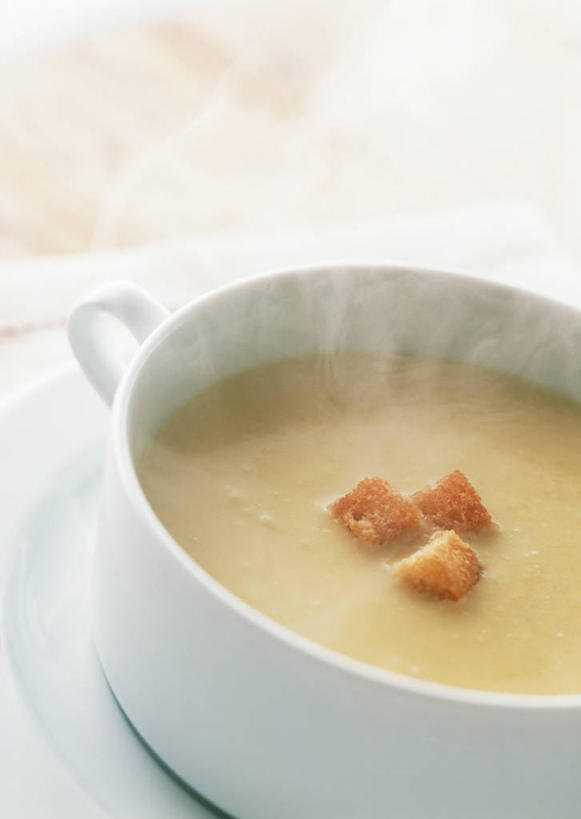 无人,竖图,俯视,室内,特写,白天,烹饪,玉米,雾,桌面,桌子,蔬菜,餐具,阴影,沸腾,新鲜,反射,蒸汽,棒子,碟子,盘,影子,陶瓷,玉蜀黍,汤,料理,食品,陶瓷制品,水蒸气,菜肴,美食,食物,一个,黄色,白色,盘子,容器,碟,碗,佳肴,有机食品,绿色食品,单个,储藏,苞米,储存,苞芦,玉米浓汤,苞谷,蒸发,包谷,大蜀黍,番麦,薏米包,玉高粱,玉麦,珍珠米,羹汤,彩图,高角度拍摄,贮存