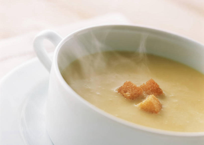 无人,横图,俯视,室内,特写,白天,烹饪,玉米,雾,桌面,桌子,蔬菜,餐具,阴影,沸腾,新鲜,反射,蒸汽,棒子,碟子,盘,影子,陶瓷,玉蜀黍,汤,料理,食品,陶瓷制品,水蒸气,菜肴,美食,食物,一个,黄色,白色,盘子,容器,碟,碗,佳肴,有机食品,绿色食品,单个,储藏,苞米,储存,苞芦,玉米浓汤,苞谷,蒸发,包谷,大蜀黍,番麦,薏米包,玉高粱,玉麦,珍珠米,羹汤,彩图,高角度拍摄,贮存