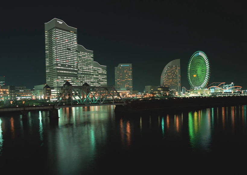 无人,高楼大厦,横图,室外,夜晚,仰视,度假,游戏,海浪,海洋,美景,城市风光,城市,大厦,建筑,摩天大楼,夜景,神奈川,日本,亚洲,阴影,光线,影子,景观,浪花,建筑群,摩天轮,灯光,横滨,横滨市,神奈川县,玩,娱乐,建设,海水,享受,休闲,景色,放松,游乐设施,活动,发泄,消遣,智力,海景,东亚,本州,首府,费里斯大转轮,关东地方,本州岛,日本国,宣泄,港未来21区,游艺设施,大海,风浪,海,海水的波动,近岸浪,涌浪,玩耍,嬉戏,彩图,低角度拍摄,大楼,高层建筑,高楼,摩天楼