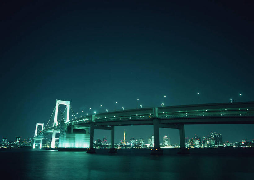 无人,高楼大厦,横图,全景,室外,夜晚,仰视,旅游,度假,海浪,海洋,标志建筑,大厦,道路,地标,建筑,路,摩天大楼,夜景,公路,东京,日本,亚洲,阴影,光线,影子,浪花,高架,灯光,彩虹大桥,交通,娱乐,建设,海水,享受,休闲,旅游胜地,放松,高架桥,海景,东亚,高架道路,跨线桥,本州,关东地方,本州岛,日本国,东京都,日本彩虹大桥,港未来21区,大海,风浪,海,海水的波动,近岸浪,涌浪,彩图,低角度拍摄,大楼,高层建筑,高楼,摩天楼