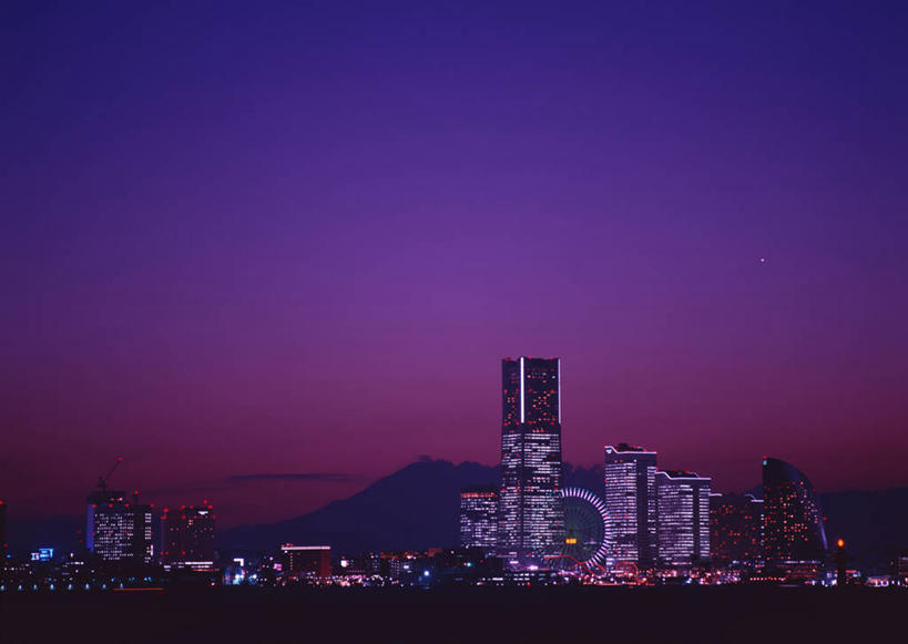 无人,家,高楼大厦,横图,室外,白天,正面,度假,海浪,海洋,美景,日落,城市风光,城市,大厦,建筑,摩天大楼,神奈川,日本,亚洲,房屋,屋子,景观,浪花,晚霞,霞光,落日,建筑群,横滨,横滨市,神奈川县,娱乐,建设,楼房,住宅,海水,黄昏,享受,休闲,景色,彩霞,放松,海景,东亚,本州,首府,关东地方,本州岛,日本国,港未来21区,夕照,薄暮,大海,风浪,海,海水的波动,近岸浪,涌浪,夕阳,彩图,傍晚,房子,大楼,高层建筑,高楼,摩天楼,斜阳