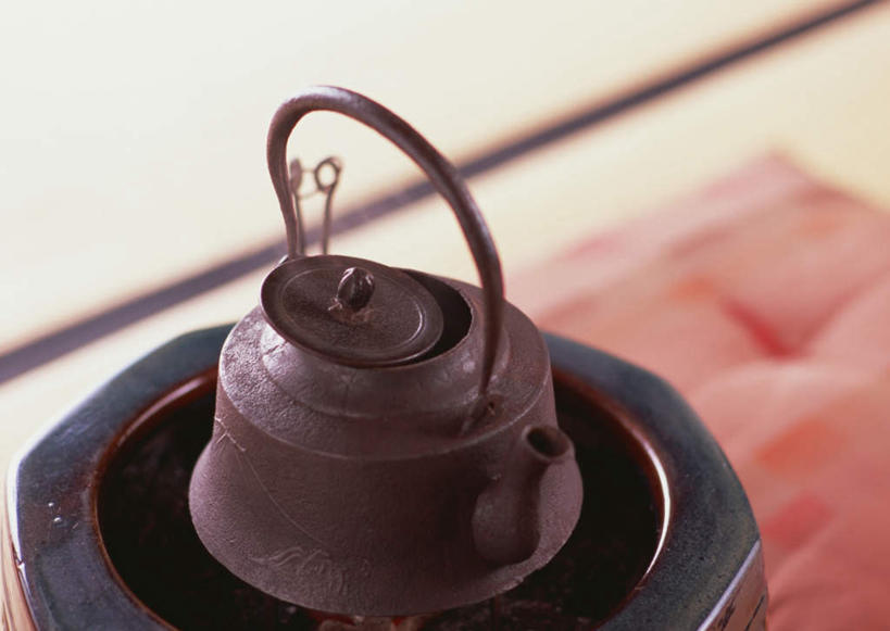 无人,家,横图,室内,白天,正面,雾,房间,家具,门,拉门,连接,沸腾,组合,朦胧,模糊,日本文化,弯曲,蒸汽,工具,壶,炉子,钳子,屋子,水蒸气,雾气,和室,古典,文化,加工,移门,楼房,住宅,水壶,茶壶,容器,日式,老虎钳,链接,固定,气体,五金,紧固,拼接,剪断,拼凑,扭转,蒸发,拼合,凑集,聚合,撮合,链结,牢固,夹持,障子,纸门,拉窗,纸拉窗,纸拉门,彩图,房子,传统文化