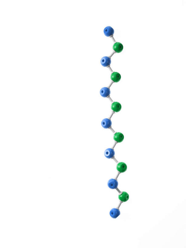 无人,竖图,室内,特写,白天,白色背景,正面,静物,一排,许多,阴影,整齐,反射,影子,排列,蓝色,绿色,模型,摄影,影棚,分子结构,队列,分子几何,分子立体结构,分子形状,彩图,影棚拍摄,拍摄