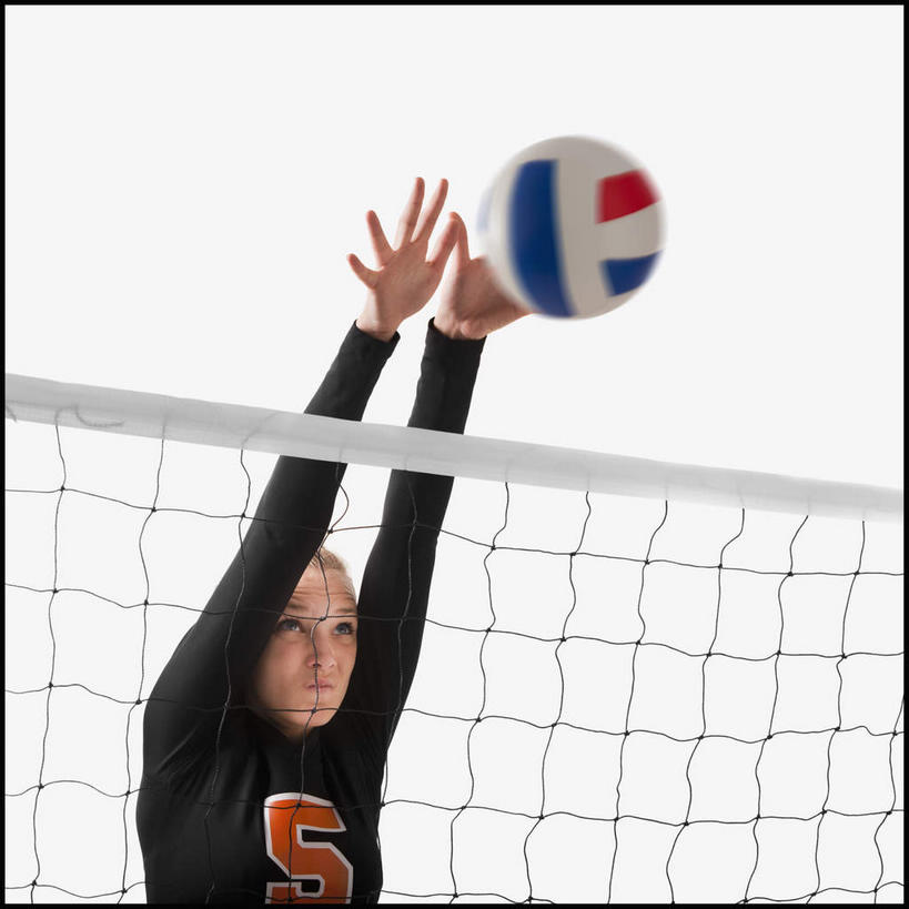 西方人,一个人,运动员,跳,举,方图,室内,白天,白色背景,正面,运动服,排球,欧洲,欧洲人,仅一个年轻女性,仅一个女性,仅一个人,服装,标志,数字,文字,字符,球网,排球装备,注视,标识,运动器械,一个,衣服,黑色,观察,看,托,健身器械,击打,摄影,阿拉伯数字,服饰,影棚,单个,观看,察看,衣着,穿着,关注,健身器材,衣饰,排球球网,排球运动,年轻女性,女人,女性,白种人,体育运动员,运动选手,举起,举手,举着,跳跃,向上举,向上伸,向上托,半身,彩图,影棚拍摄,拍摄,运动器材,运动装