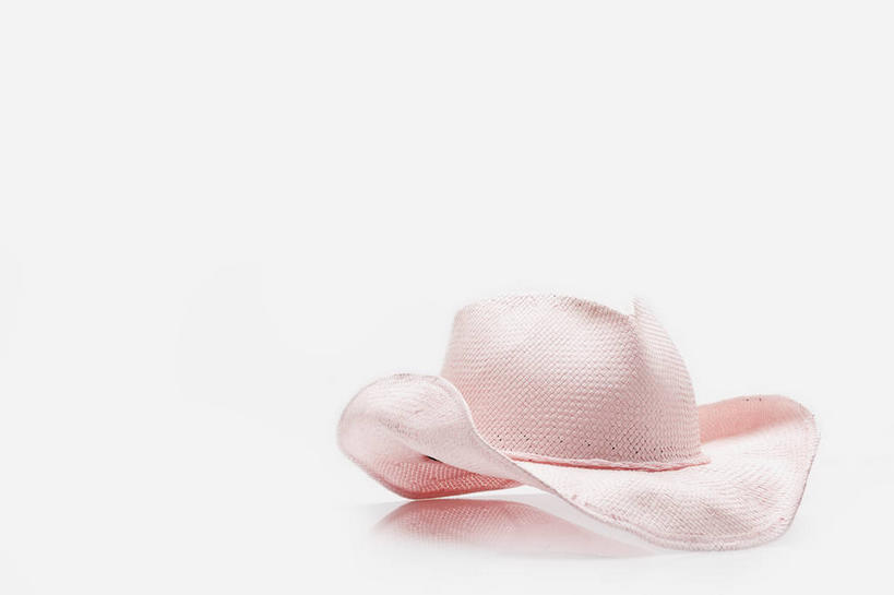 无人,方图,俯视,室内,特写,白天,白色背景,静物,帽子,阴影,反射,影子,一朵,粉色,遮阳帽,摄影,影棚,彩图,高角度拍摄,影棚拍摄,拍摄