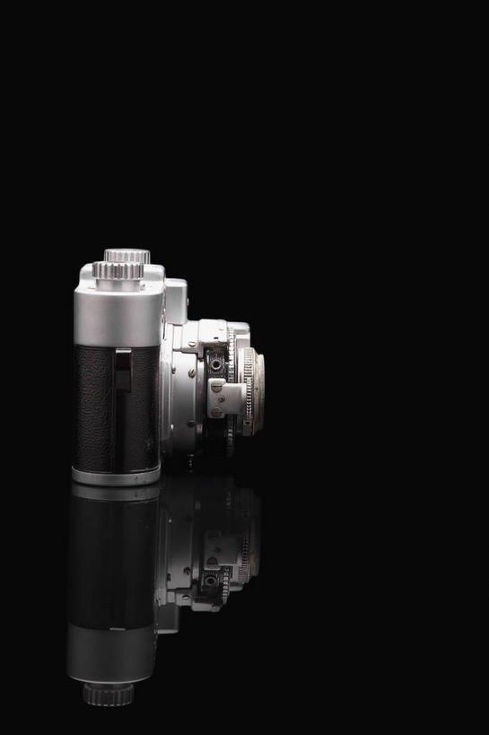 无人,横图,室内,特写,白天,正面,静物,相机,阴影,黑色背景,反射,影子,拍照,黑色,数码相机,摄影,影棚,一部,照相机,彩图,影棚拍摄,拍摄,照相