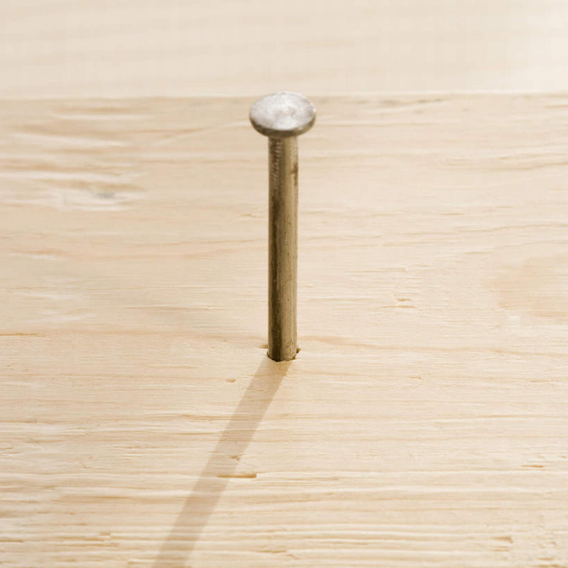 无人,方图,俯视,室内,特写,白天,静物,阴影,朦胧,模糊,反射,钉子,木材,影子,木柴,一个,木料,单个,五金,紧固,牢固,彩图,高角度拍摄,稳固