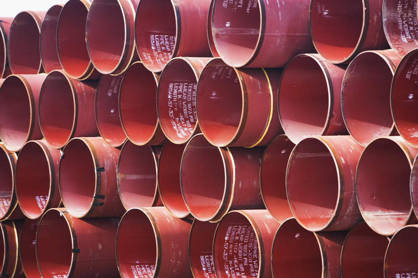 无人,横图,室外,白天,正面,静物,一排,许多,整齐,管子,很多,管道,排列,红色,堆,队列,彩图