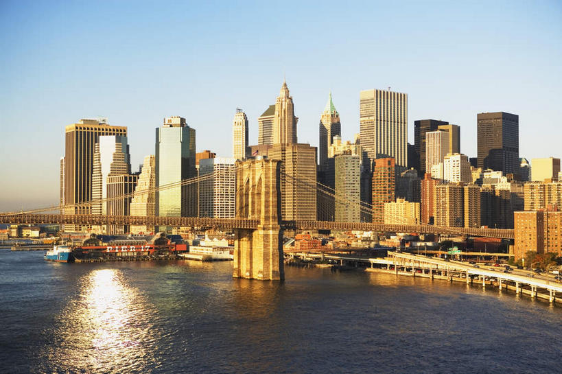 无人,高楼大厦,横图,室外,白天,正面,度假,河流,美景,水,城市风光,标志建筑,城市,大桥,大厦,地标,建筑,摩天大楼,桥梁,纽约,美国,河水,景观,水流,布鲁克林大桥,建筑群,桥,曼哈顿,娱乐,建设,蓝色,蓝天,天空,天,享受,休闲,钢索,景色,放松,吊桥,晴朗,北美,北美洲,美洲,纽约州,万里无云,布鲁克林桥,帝国之州,帝国州,北亚美利加洲,亚美利加洲,石桥墩,晴空,晴空万里,彩图,大楼,高层建筑,高楼,摩天楼,曼哈顿岛