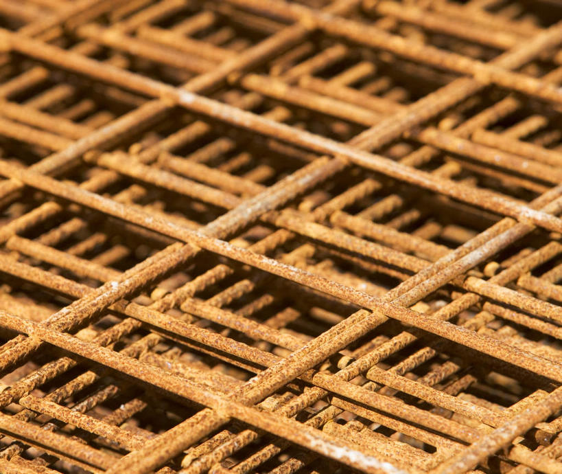 无人,横图,俯视,室外,特写,白天,静物,一堆,许多,阴影,堆叠,堆积,朦胧,模糊,反射,影子,支架,架子,脚手架,施工,堆,支撑,固定,彩图,高角度拍摄,稳固