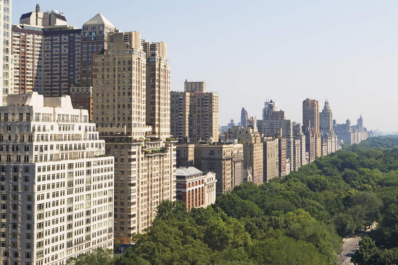 无人,高楼大厦,横图,俯视,室外,白天,度假,美景,树林,植物,城市风光,城市,大厦,建筑,摩天大楼,纽约,美国,一排,阴影,整齐,光线,影子,景观,曼哈顿,娱乐,树,树木,排列,蓝色,绿色,蓝天,天空,阳光,自然,天,享受,休闲,景色,放松,生长,晴朗,成长,北美,北美洲,队列,美洲,中央公园,纽约中央公园,纽约州,万里无云,帝国之州,帝国州,北亚美利加洲,亚美利加洲,晴空,晴空万里,彩图,高角度拍摄,大楼,高层建筑,高楼,摩天楼,曼哈顿岛