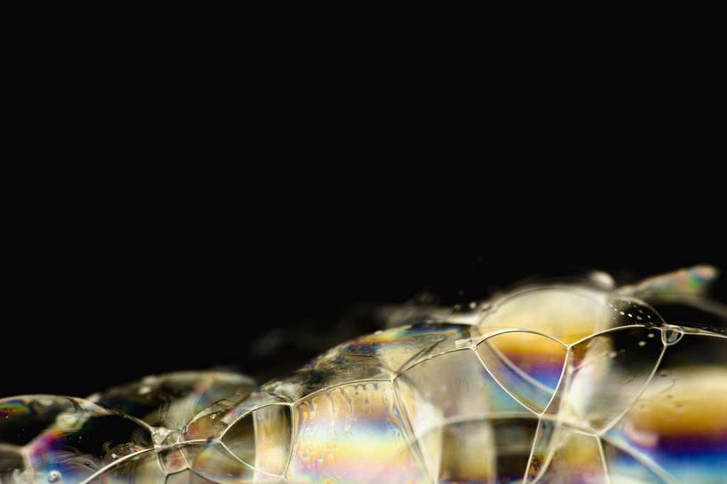 无人,横图,室内,特写,白天,正面,彩虹,光晕,静物,一堆,许多,阴影,堆叠,堆积,黑色背景,透明,反射,光泽,肥皂泡,影子,泡泡,摄影,影棚,堆,虹,虹桥,七彩虹,天虹,彩图,影棚拍摄,拍摄