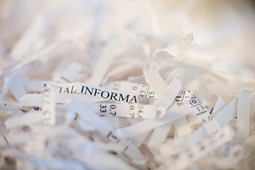 无人,横图,室内,特写,白天,正面,静物,一堆,许多,阴影,堆叠,堆积,朦胧,模糊,反射,英文,标志,文字,影子,字符,字母,纸屑,标识,堆,英文字母,碎纸,碎纸条,彩图