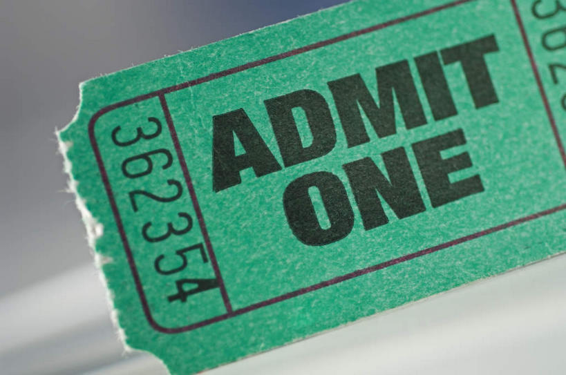 无人,横图,室内,特写,白天,白色背景,正面,静物,朦胧,模糊,英文,标志,数字,文字,字符,字母,标识,绿色,摄影,阿拉伯数字,影棚,英文字母,彩图,影棚拍摄,拍摄,门票