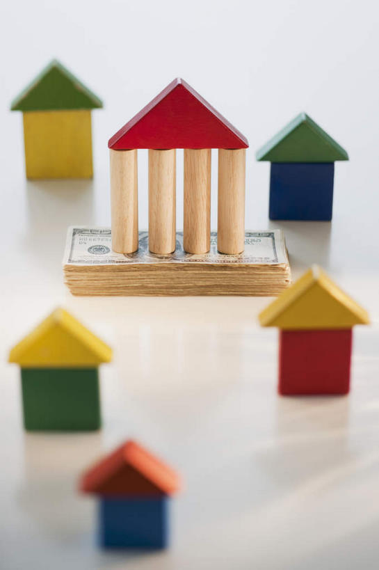 无人,竖图,俯视,室内,特写,白天,白色背景,游戏,智慧,静物,玩具,许多,阴影,反射,影子,很多,玩,娱乐,黄色,红色,蓝色,绿色,休闲,积木,益智,摄影,影棚,活动,思维,发泄,消遣,智力,想象,宣泄,玩耍,嬉戏,彩图,高角度拍摄,影棚拍摄,拍摄