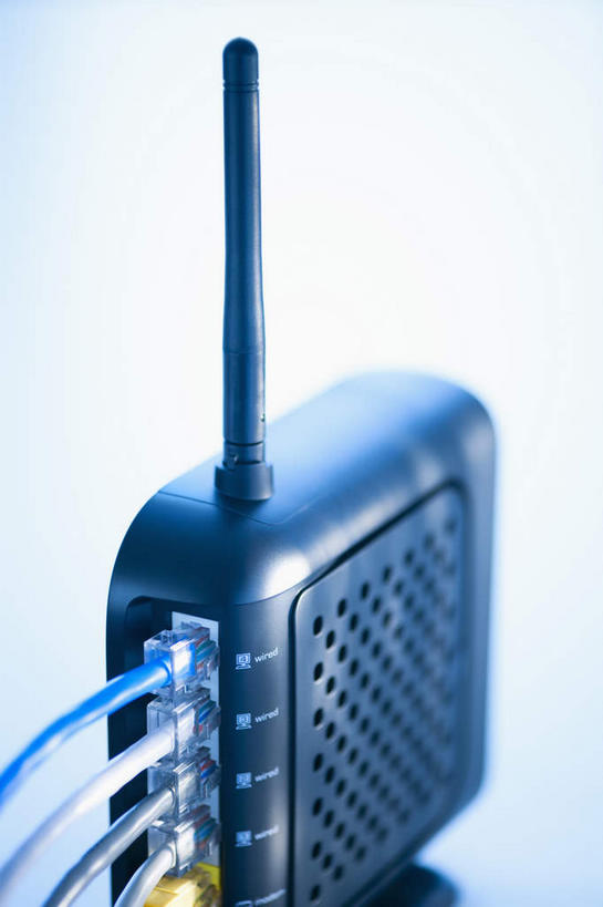 无人,竖图,室内,特写,白天,白色背景,正面,通讯,数据,天线,科技,静物,一排,许多,阴影,朦胧,模糊,整齐,反射,传输,网络,信息,影子,通讯设备,排列,通信,创意,摄影,影棚,网线,队列,通信设备,水晶头,路由器,线缆,彩图,影棚拍摄,拍摄,网关设备