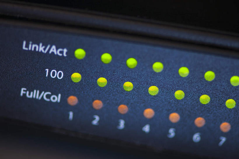 无人,横图,室内,特写,白天,正面,科技,静物,一排,许多,阴影,整齐,光线,网络,信息,英文,标志,文字,影子,字符,字母,灯光,通讯设备,标识,排列,通信,创意,英文字母,队列,通信设备,路由器,彩图,网关设备