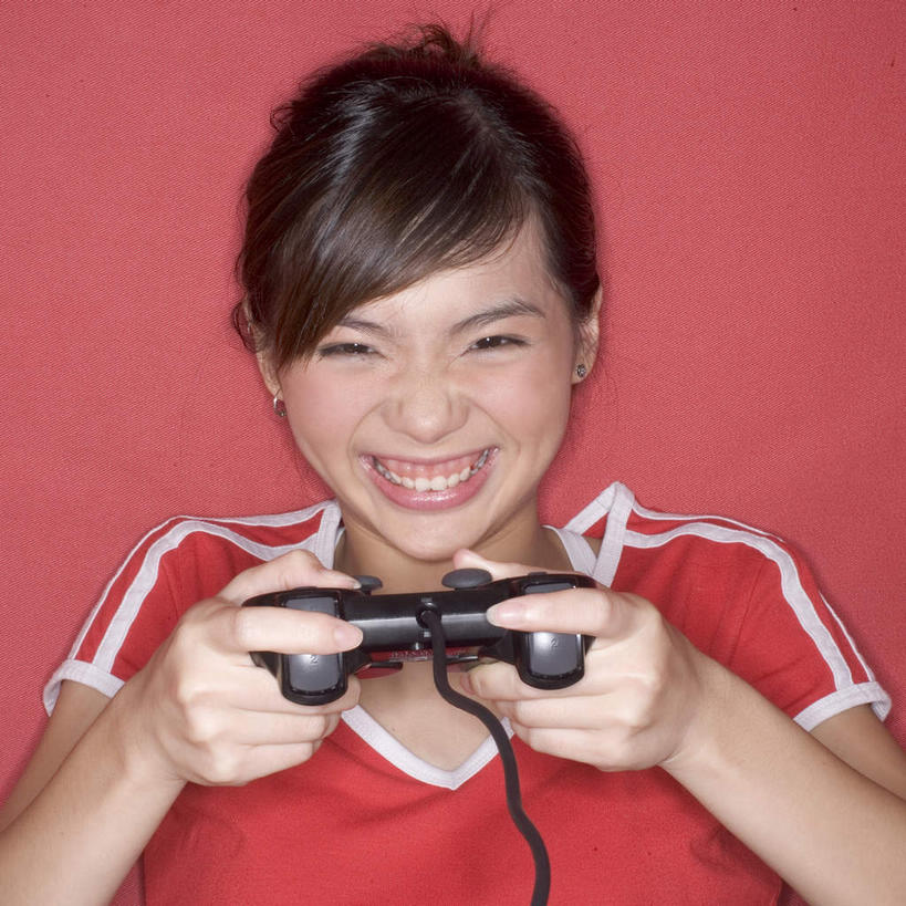 东方人,一个人,竖图,室内,白天,正面,化妆,美容,游戏,兴奋,热情,亚洲,仅一个年轻女性,仅一个女性,仅一个人,护肤,服装,鲜艳,开放,美丽,玩,休闲装,黄种人,漂亮,娱乐,衣服,红色,耳环,保养,享受,休闲,健康,温暖,休闲服,奔放,放松,活力,积极,激情,保健,摄影,服饰,游戏机,朝气,影棚,活动,暖色,吉祥,优美,生命,发泄,消遣,智力,摩登,艳丽,饱满,养颜,宣泄,革命,耳饰,热烈,赤色,充实,斗志,喜气,主动,斑斓,标致,瑰丽,娇艳,锦绣,娟秀,俊丽,奇丽,俏丽,时兴,秀丽,年轻女性,女人,女性,亚洲人,玩耍,嬉戏,半身,彩图,影棚拍摄,欢乐,拍摄