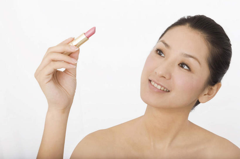 东方人,脸,头,脸颊,一个人,站,举,横图,室内,白天,正面,性感,亚洲,仅一个年轻女性,仅一个女性,仅一个人,阴影,鲜艳,光线,影子,美丽,注视,黄种人,漂亮,阳光,口红,观察,看,托,站着,观看,察看,优美,关注,摩登,艳丽,斑斓,标致,瑰丽,娇艳,锦绣,娟秀,俊丽,奇丽,俏丽,时兴,秀丽,年轻女性,女人,女性,亚洲人,头部,脸部,脸蛋,面部,举起,举手,举着,向上举,向上伸,向上托,站立,半身,彩图