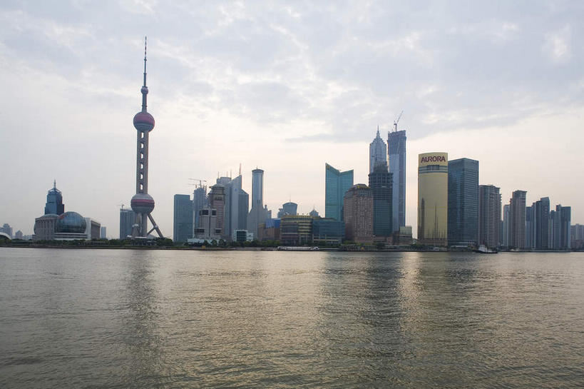 无人,高楼大厦,横图,全景,室外,白天,正面,度假,日出,河流,美景,水,太阳,天际线,城市风光,标志建筑,城市,大厦,地标,建筑,摩天大楼,上海,中国,亚洲,河水,景观,水流,建筑群,朝霞,晨曦,黎明,娱乐,建设,东方明珠,黄浦江,金茂大厦,倒影,阳光,外滩,享受,休闲,景色,放松,环球金融中心,上海大厦,申,倒映,电视塔,柏悦酒店,国际贸易金融中心,合生国际大厦,花旗集团大厦,黄浦区,金融中心,陆家嘴金融中心,浦西,上海环球金融中心,香格里拉酒店,震旦国际大楼,东亚,东方明珠电视塔,万国建筑博览群,上海总会,亚细亚大楼,东风饭店,有利大楼,日清大楼,中国通商银行大楼,招商局大楼,大北电报公司大楼,浦东发展银行大楼,上海海关大楼,交通银行大楼,华俄道胜银行大楼,台湾银行大楼,麦加利银行大楼,友邦大厦,和平饭店南楼,和平饭店北楼,中国银行大楼,怡泰邮船大楼,正金大楼,怡和洋行大楼,东方大楼,英国领事馆,俄罗斯总领事馆,气象信号台,中山东一路,上海市,中华人民共和国,沪,华东地区,反照,朝阳,彩图,卯时,破晓,日始,大楼,高层建筑,高楼,摩天楼,黄埔滩,上海外滩,外黄埔滩,春申江