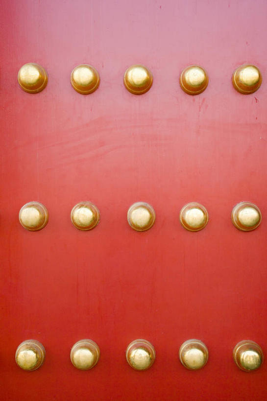 无人,故宫,宫殿,竖图,室外,特写,白天,正面,门,静物,北京,中国,亚洲,一排,许多,整齐,装饰,并列,并排,首都,很多,排列,红色,门框,紫禁城,金色,华丽,修饰,点缀,宫廷,队列,平行,东亚,中华人民共和国,东城区,北京市,京,北平,华北地区,衬托,美观,雅致,雅观,王宫,彩图,全画面,全框架,全帧,故宫博物院,皇宫,北京紫禁城,北京故宫,全画幅,加固,门钉