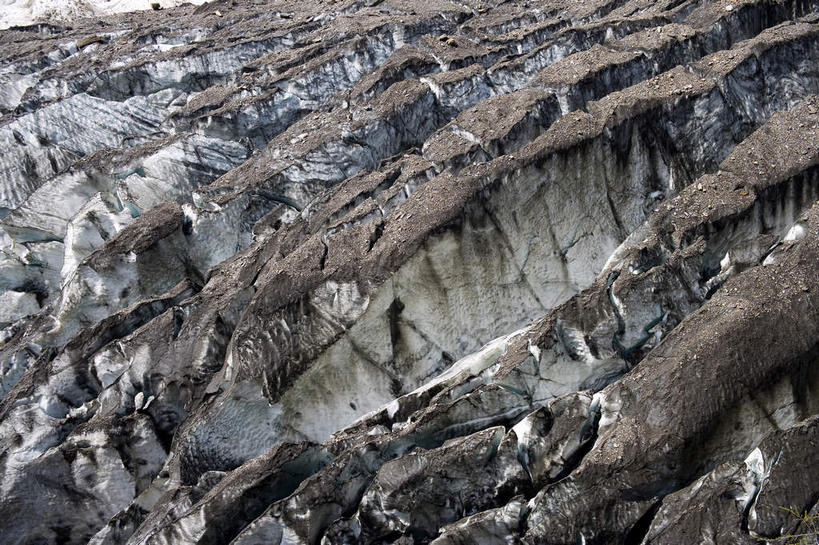 无人,横图,俯视,室外,白天,旅游,度假,石头,美景,山,雪,雪山,大雪,中国,亚洲,阴影,光线,纹路,石子,纹理,影子,冰,积雪,景观,山峰,悬崖,雪景,冬季,冬天,山峦,娱乐,迪庆,梅里雪山,云南,阳光,自然,享受,休闲,景色,放松,寒冷,冰冷,自然风光,东亚,迪庆藏族自治州,云南省,德钦县,肌理,中华人民共和国,西南地区,严寒,冰凉,酷寒,凛冽,凛凛,极冷,绝壁,滇,迪庆州,石块,岩石,彩图,高角度拍摄,雪山太子