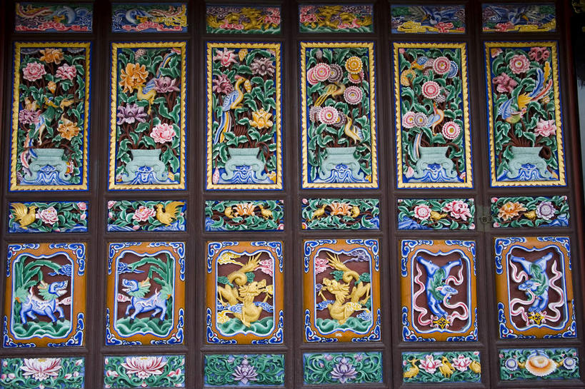 无人,横图,室外,特写,白天,正面,窗户,静物,大理,中国,亚洲,一排,整齐,并列,并排,纹路,纹理,云南,玻璃窗,排列,队列,平行,东亚,云南省,肌理,中华人民共和国,西南地区,滇,大理州,大理白族自治州,彩图