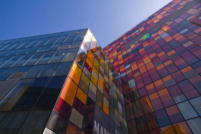 无人,高楼大厦,横图,彩色,室外,白天,仰视,度假,美景,窗户,落地窗,城市风光,城市,大厦,建筑,摩天大楼,北京,中国,亚洲,一排,许多,阴影,整齐,并列,并排,光线,影子,景观,首都,很多,娱乐,建设,玻璃窗,排列,蓝色,蓝天,天空,阳光,天,享受,休闲,景色,放松,晴朗,五颜六色,色彩斑斓,队列,五彩缤纷,平行,玻璃幕墙,东亚,万里无云,中华人民共和国,北京市,京,北平,华北地区,朝阳区,五彩斑斓,五光十色,晴空,晴空万里,彩图,低角度拍摄,大楼,高层建筑,高楼,摩天楼,三里屯,三里屯酒吧街,三里屯Village,三里屯太古里