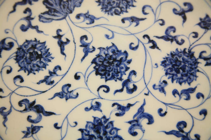 无人,横图,室内,特写,白天,白色背景,正面,静物,纹路,纹理,古典,文化,文物,一个,蓝色,白色,工艺品,摄影,影棚,单个,古董,古物,摄影棚,古玩,肌理,彩图,影棚拍摄,拍摄