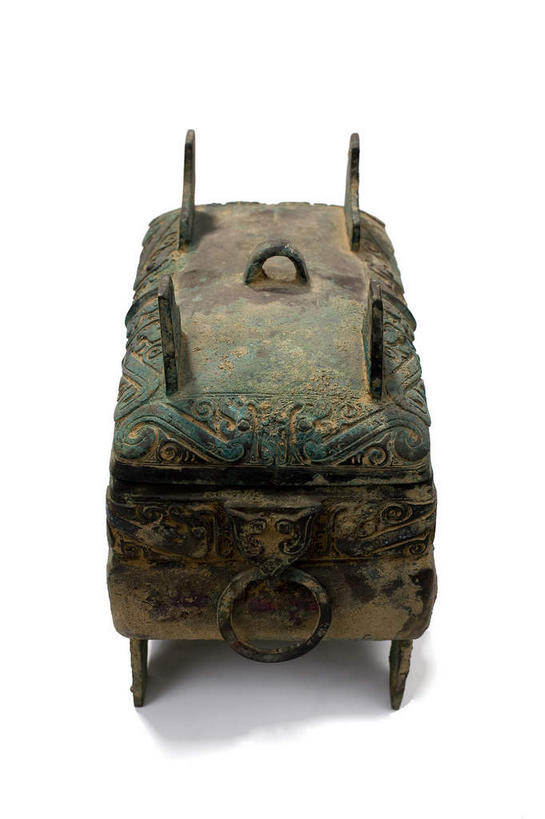 无人,竖图,俯视,室内,特写,白天,白色背景,静物,金属制品,金属,一个,容器,碗,摄影,影棚,单个,储藏,储存,摄影棚,青铜,青铜器,彩图,高角度拍摄,影棚拍摄,拍摄,贮存,青铜制品,白敢畀盨,盨