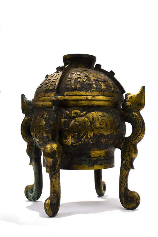 无人,竖图,室内,特写,白天,白色背景,正面,静物,金属制品,金属,一个,摄影,影棚,单个,摄影棚,青铜,青铜器,彩图,影棚拍摄,拍摄,青铜制品,簋,礼器,伯簋