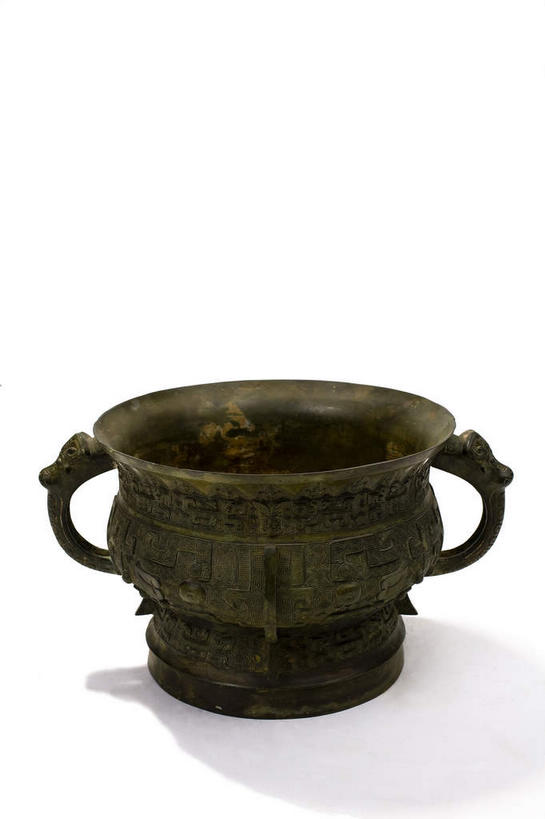 无人,竖图,俯视,室内,特写,白天,白色背景,静物,金属制品,金属,一个,摄影,影棚,单个,摄影棚,青铜,青铜器,彩图,高角度拍摄,影棚拍摄,拍摄,青铜制品,簋,礼器