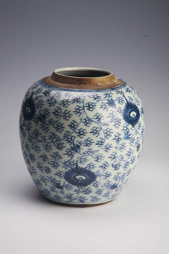 无人,竖图,室内,特写,白天,正面,静物,灰色背景,艺术,纹路,瓷器,纹理,手工艺品,陶瓷,陶瓷制品,文化,传统,一个,蓝色,容器,工艺品,摄影,影棚,单个,储藏,青花瓷,缸,高雅,储存,摄影棚,肌理,自信心,品位,磁器,白地青花瓷,青花,彩图,影棚拍摄,拍摄,贮存