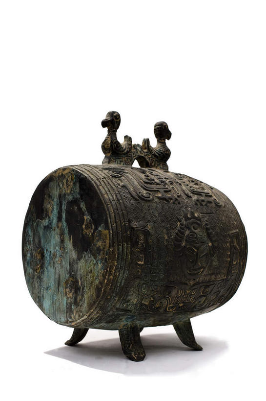 无人,竖图,室内,特写,白天,白色背景,正面,静物,金属制品,金属,鼓,乐器,一个,摄影,影棚,单个,打击乐器,摄影棚,小鼓,青铜,青铜器,彩图,影棚拍摄,拍摄,青铜制品