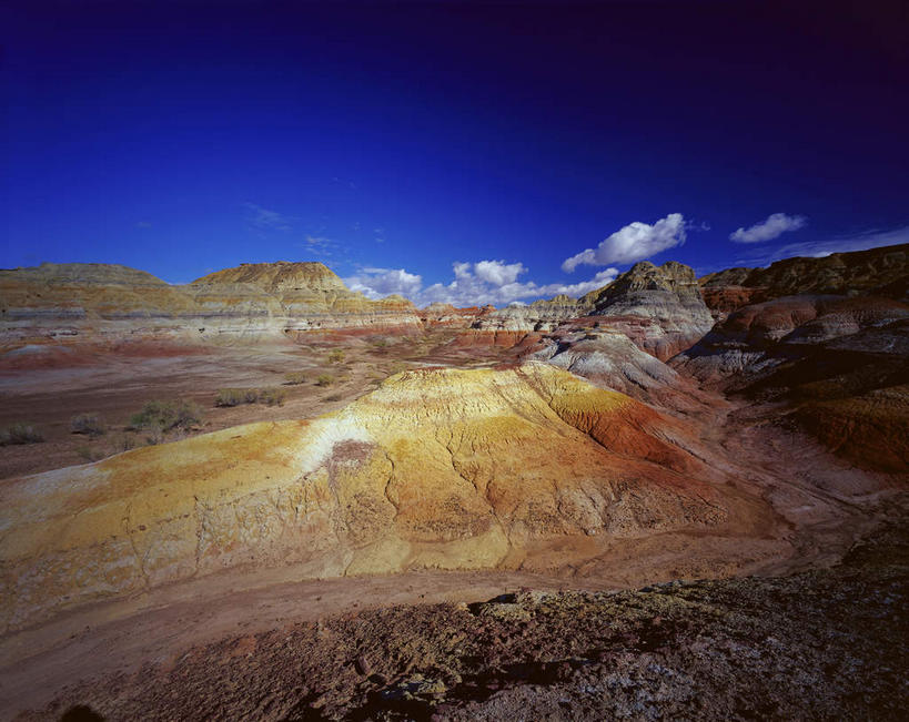 无人,横图,室外,白天,正面,旅游,度假,石头,美景,山,山脉,中国,亚洲,阴影,光线,石子,影子,景观,山峰,云,云朵,山峦,云彩,娱乐,蓝色,白云,蓝天,天空,阳光,自然,群山,天,享受,休闲,景色,放松,晴朗,自然风光,东亚,新疆,阿勒泰地区,布尔津县,伊犁,五彩滩,中华人民共和国,新疆维吾尔自治区,西北地区,伊犁哈萨克自治州,石块,岩石,晴空,彩图,布尔津,新
